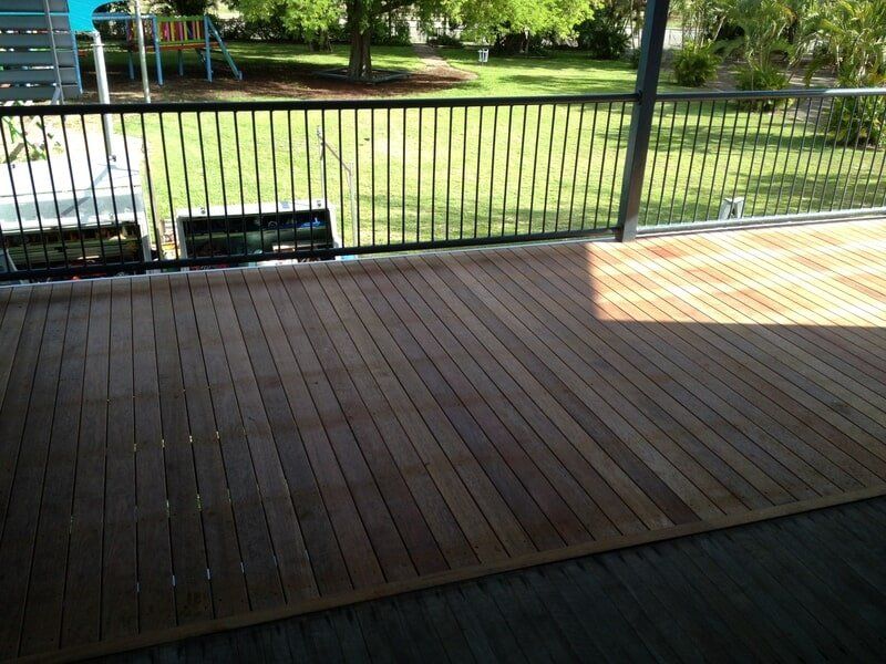 Deck 2 - Jennings Constructions Pty Ltd