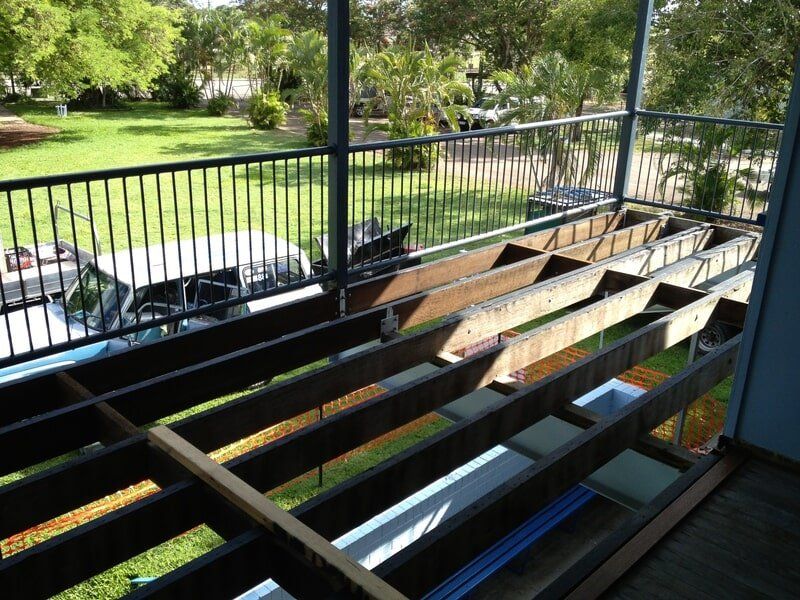 Deck 1 - Jennings Constructions Pty Ltd