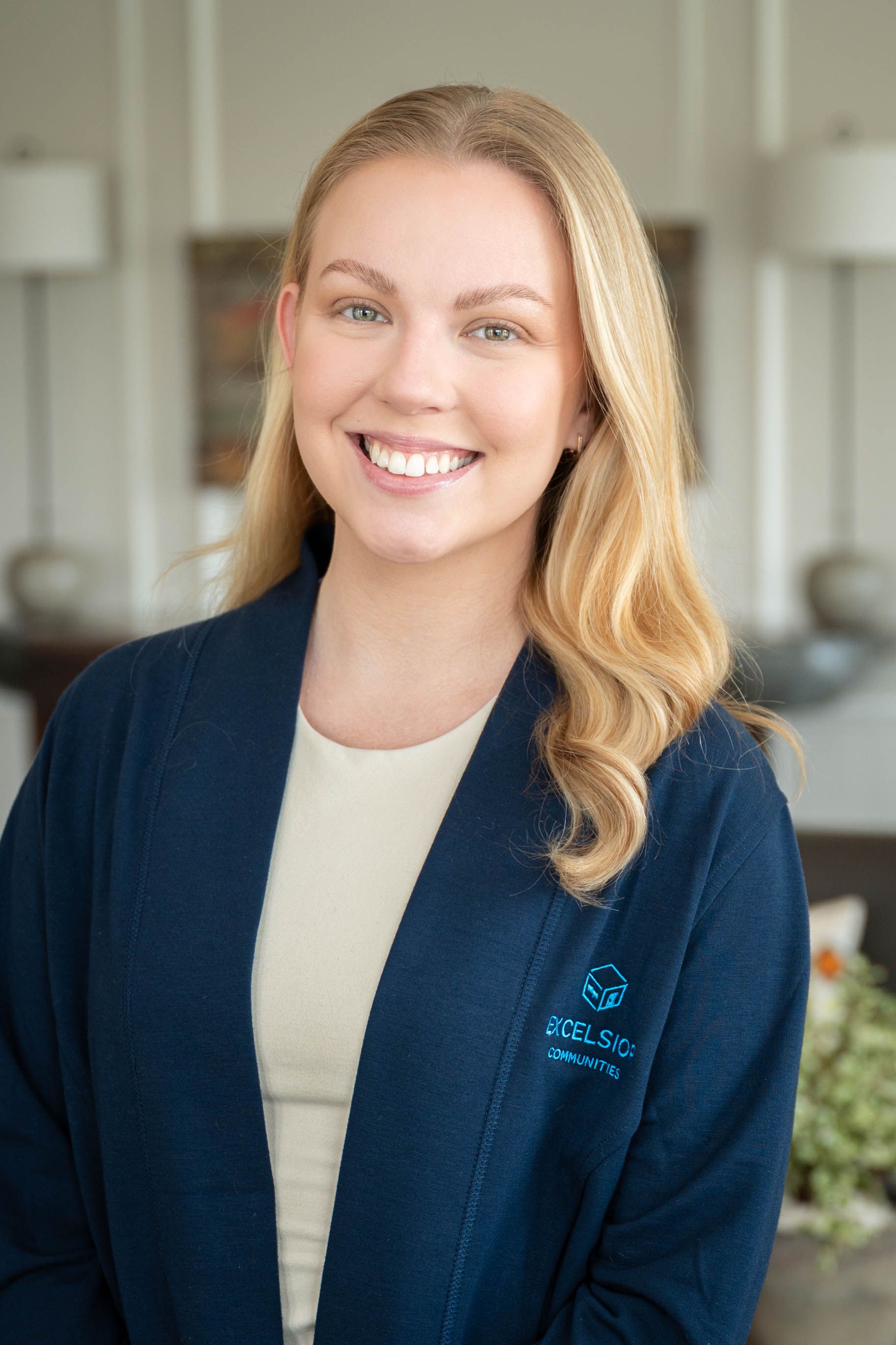 Samantha Briggs headshot