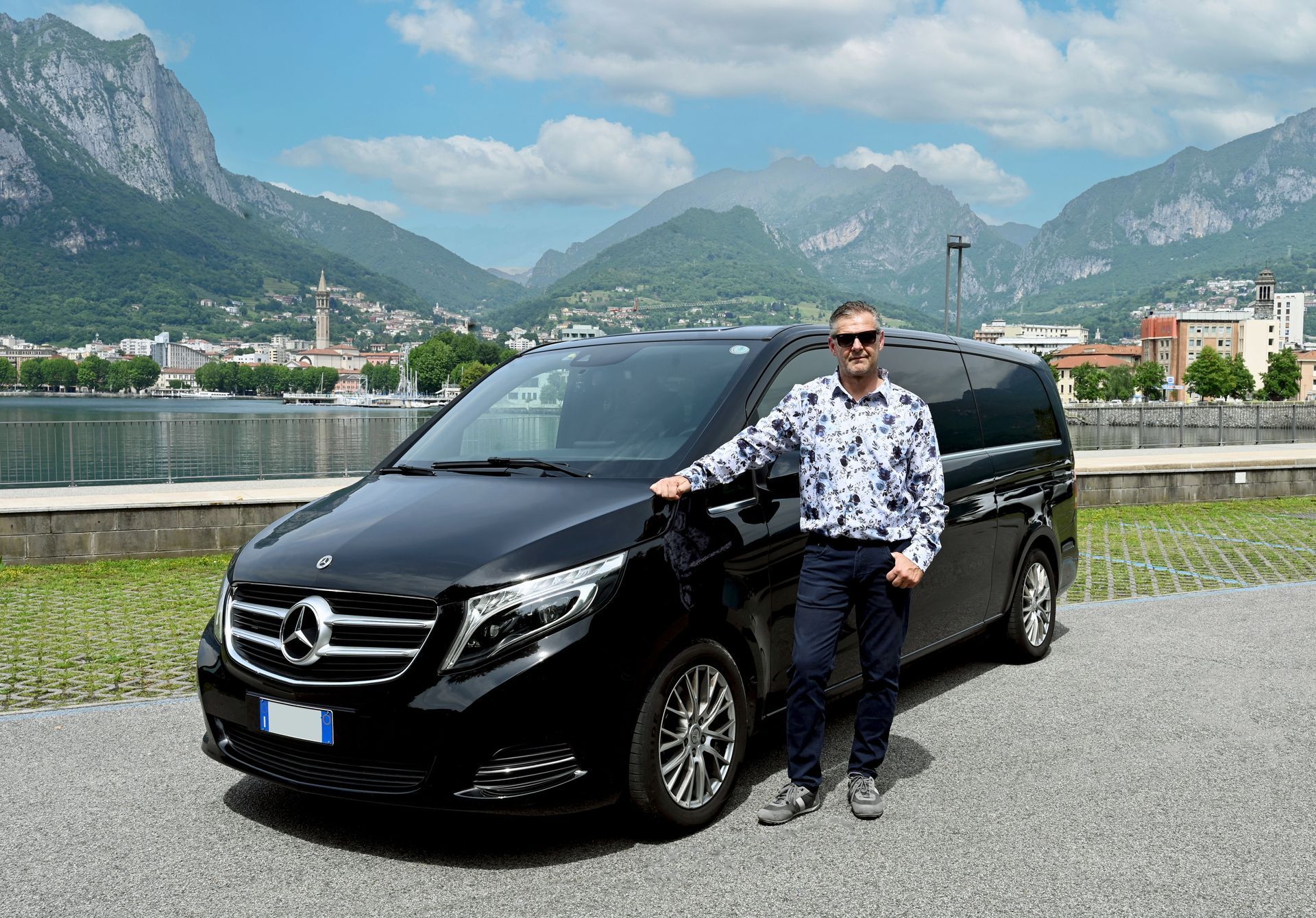 Autista per servizio di noleggio con conducente a Lecco e in tutta la Lombardia