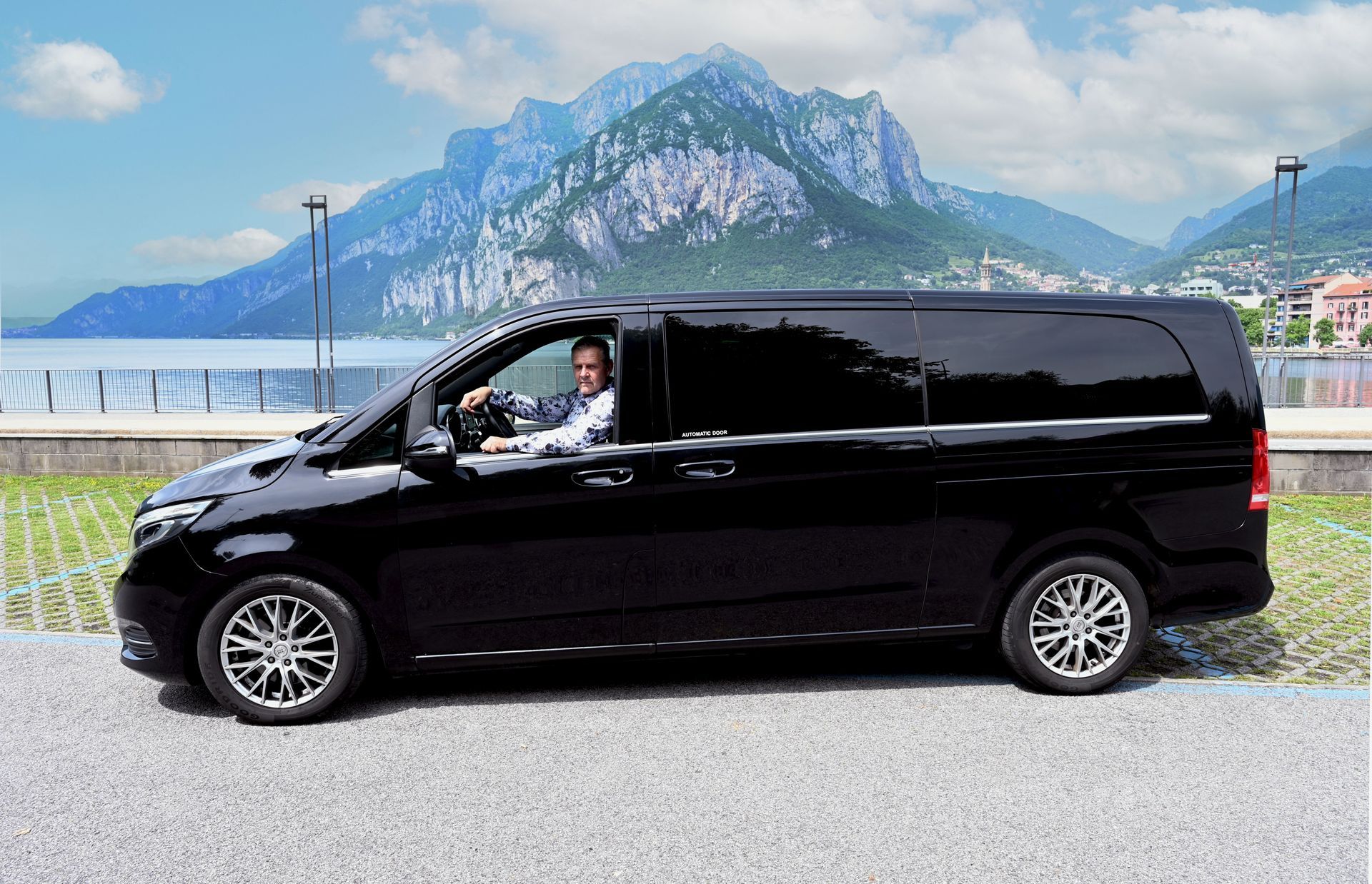 Autista per servizio di noleggio con conducente a Lecco e in tutta la Lombardia