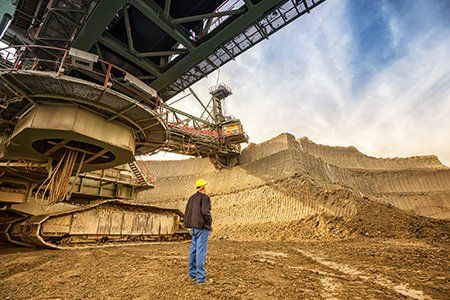 Mining — Heavy Mining Industry Worker in Davenport, IA