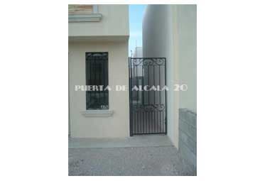 PORTONES AMERICANOS Y DE HERRERÍA AUTOMÁTICOS LA PUERTA DE ALCALÁ - puertas de acero