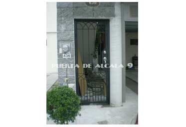 PORTONES AMERICANOS Y DE HERRERÍA AUTOMÁTICOS LA PUERTA DE ALCALÁ - amplio catálogo en puertas