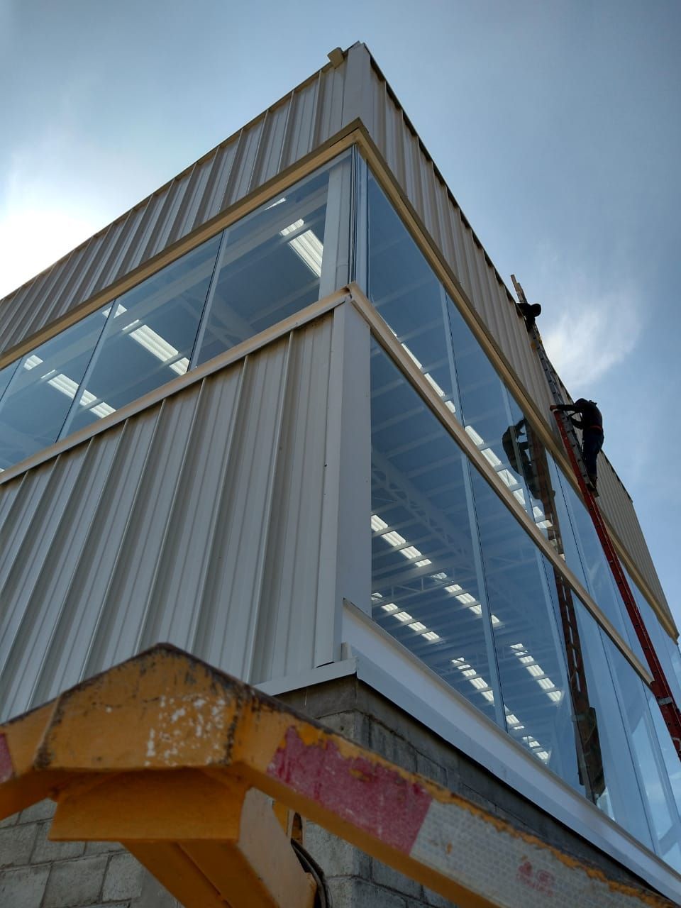 Revisión, análisis y dictamen post sísmica de edificaciones