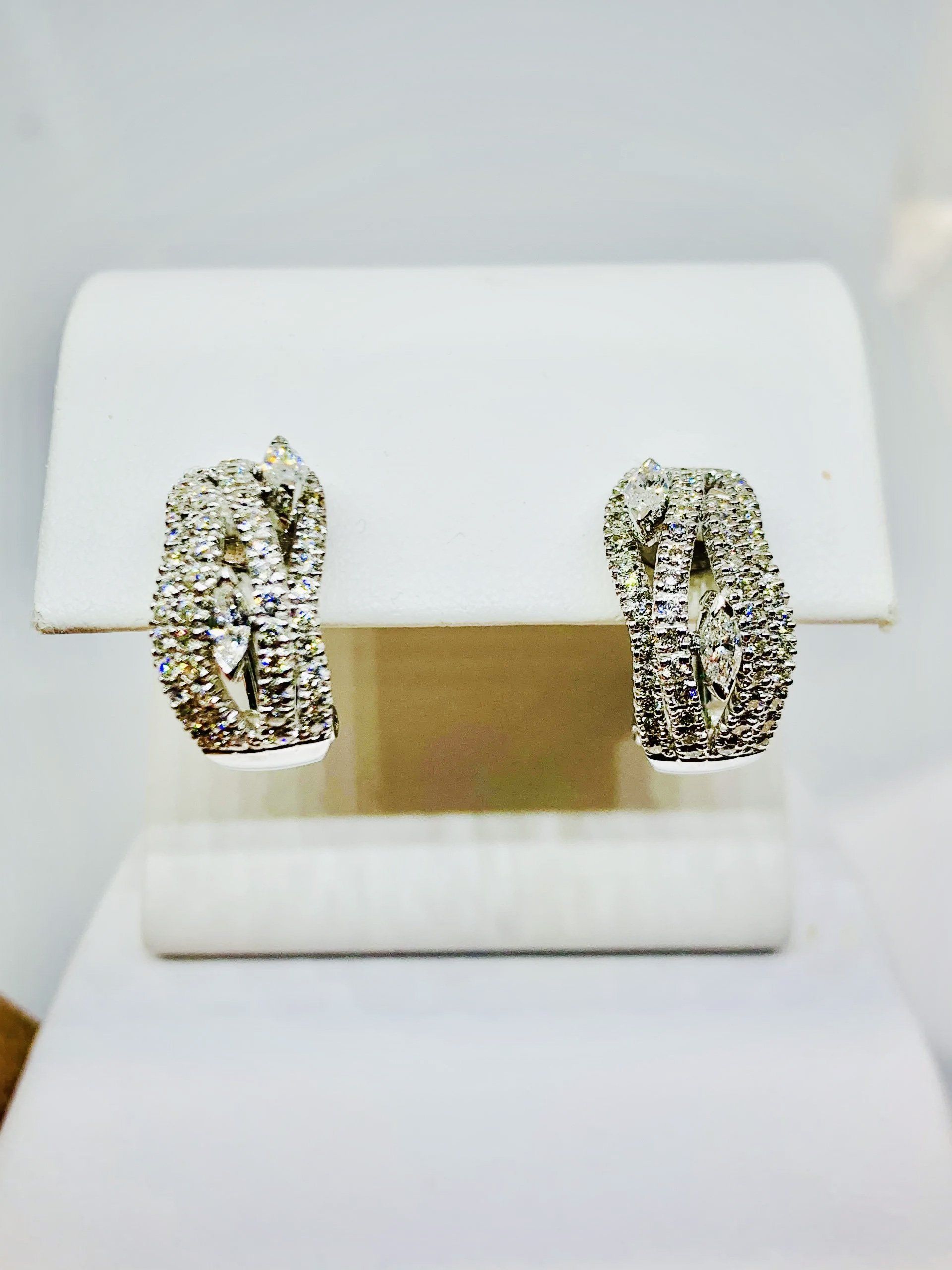 A Pair Of Spiral Earrings — Troy, MI — Alan James Jewelers