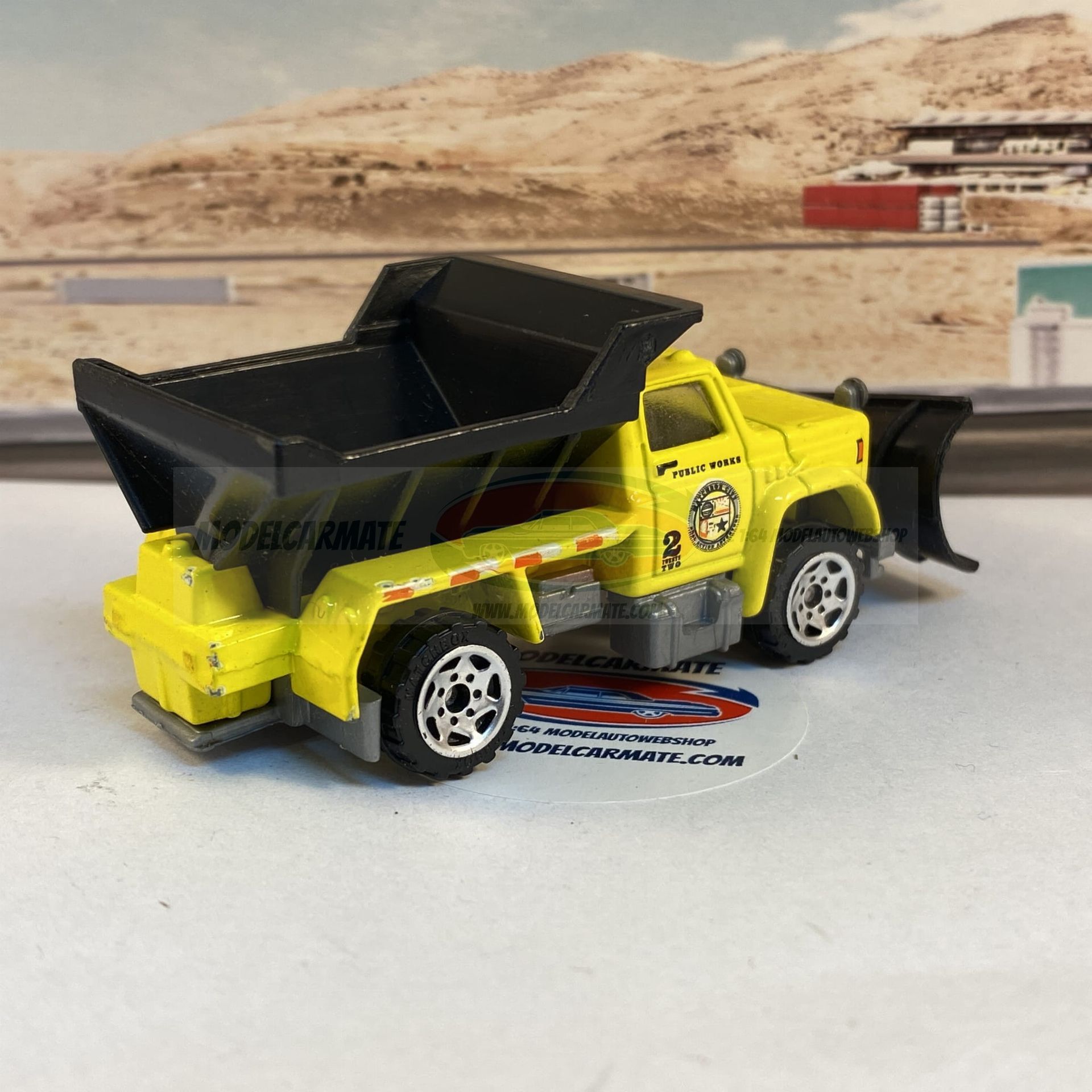 Matchbox Highway Maintenance Truck (MG NW S02-4 - D4AE-5861B_2)
