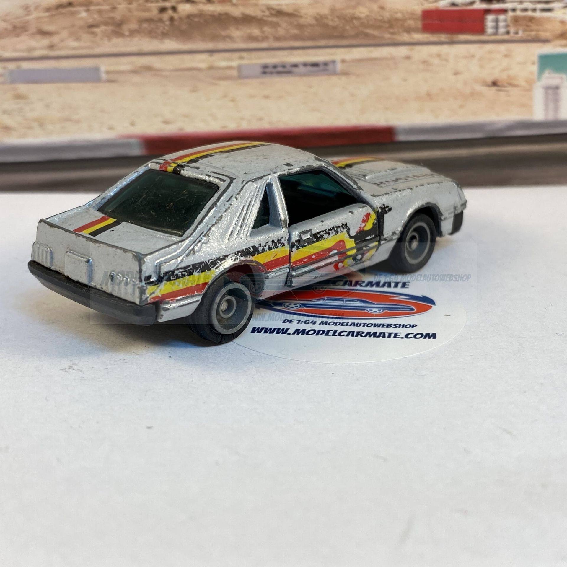 Kidco Lock-Ups Ford Mustang