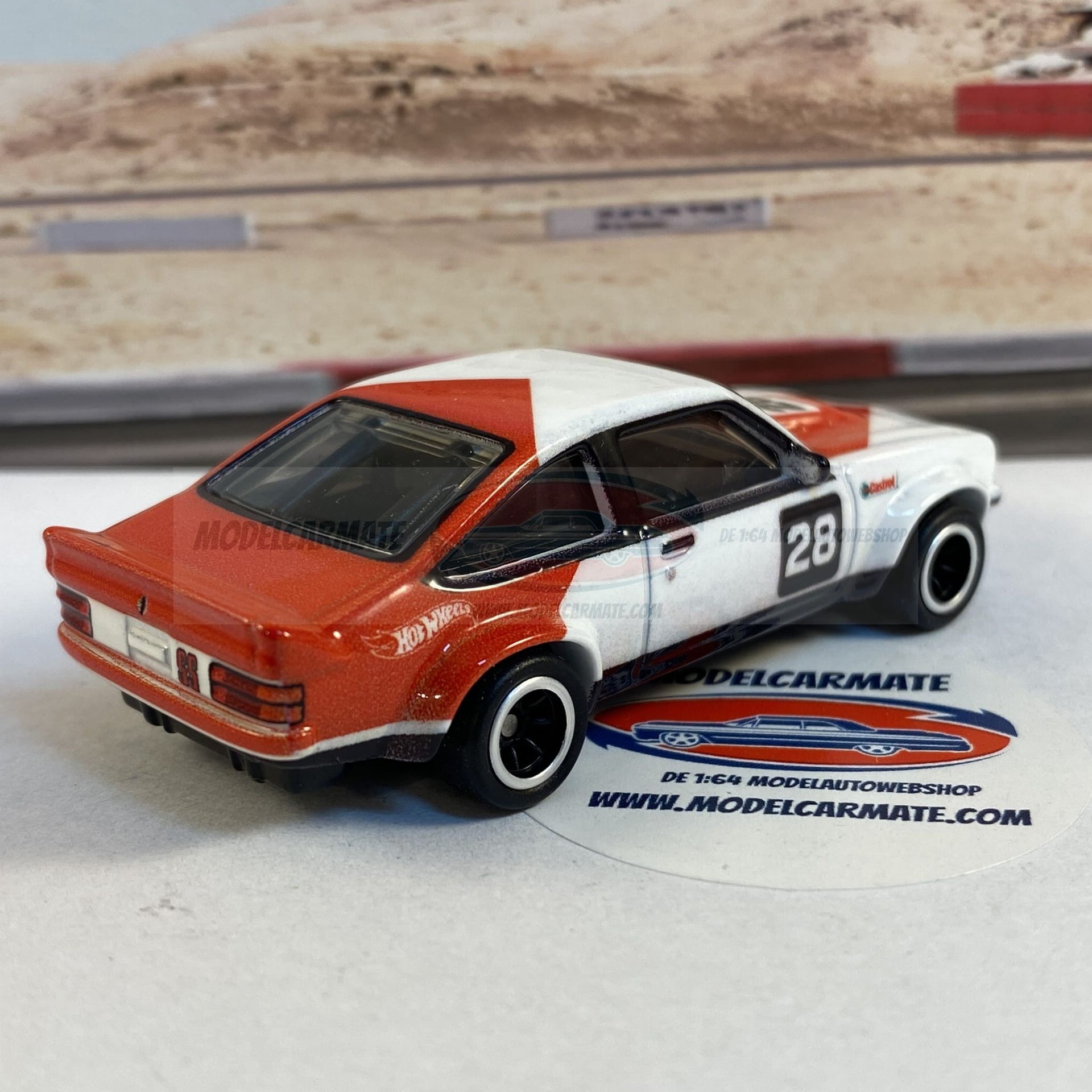 Hot Wheels Premium - 77er Holden Torana A9X