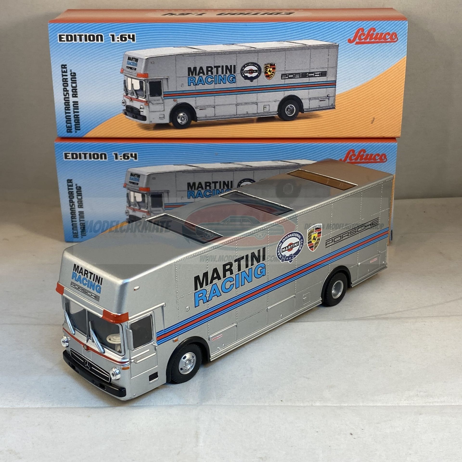Schuco 1/64 – MB Mercedes O 317 Renntransporter – Martini Racing
