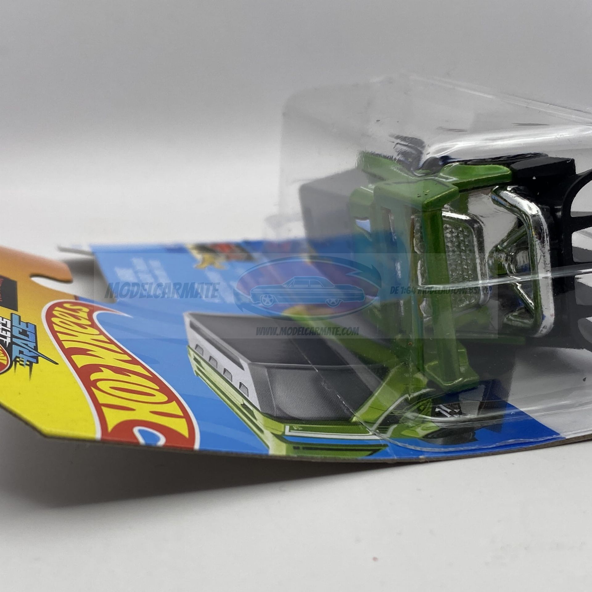 Hot Wheels Rink Racer (P24)