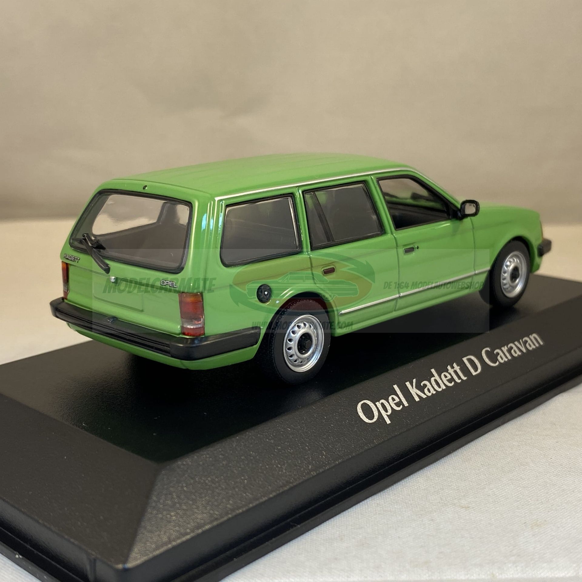 Maxichamps Opel Kadett D Caravan - 1:43 (NW MC 00 - 8D43-2142B)