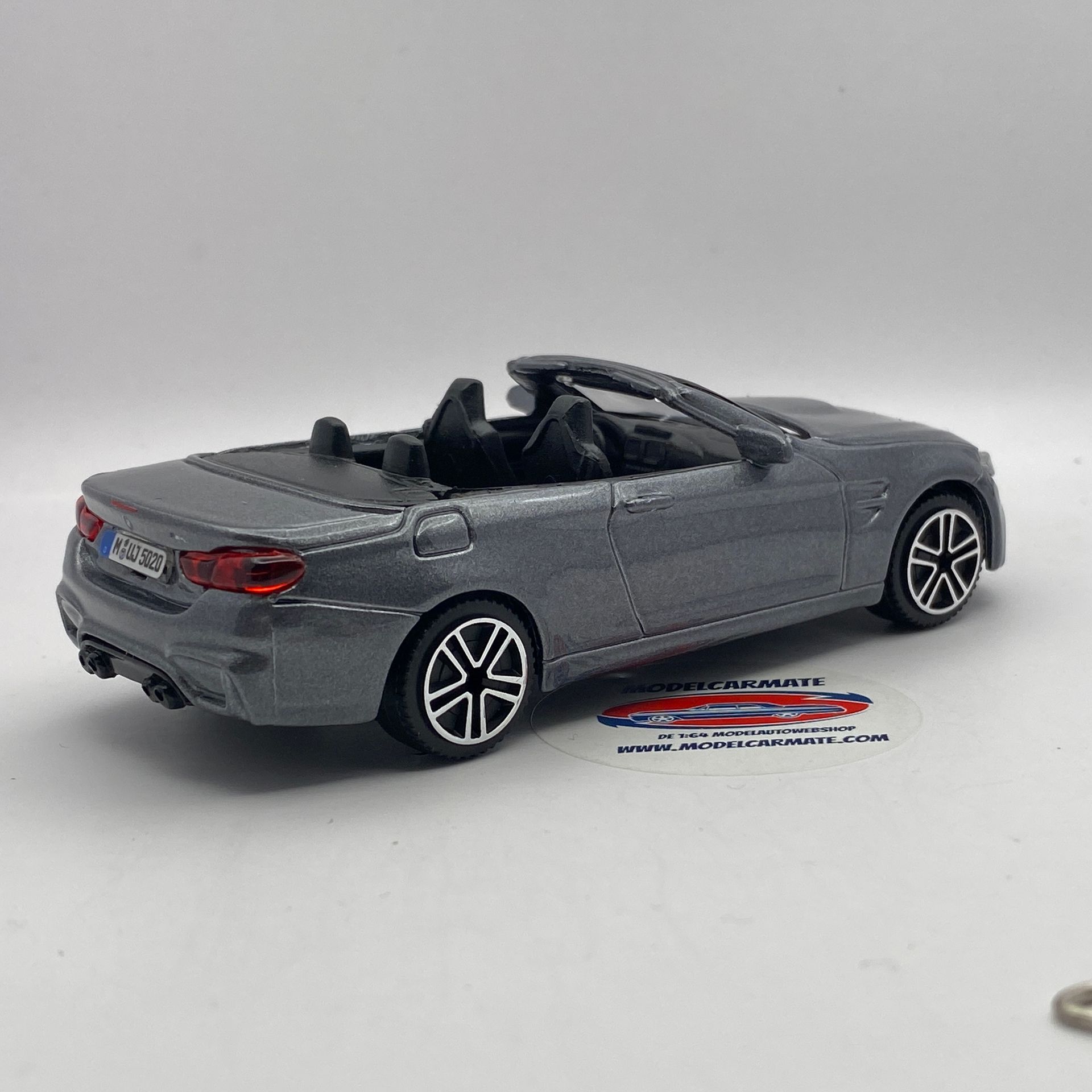 Bburago BMW M4 Cabriolet