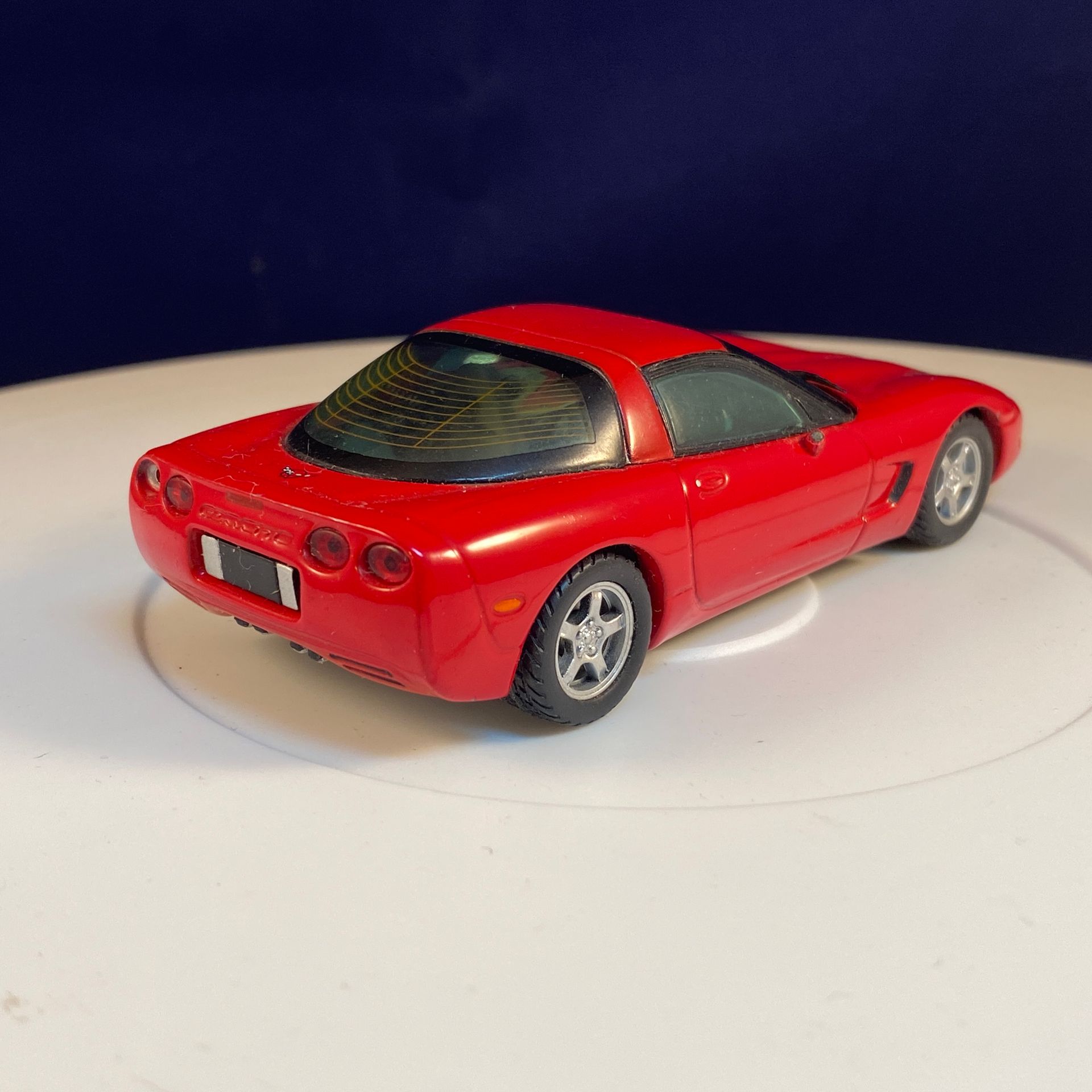 Matchbox Ultra - Chevrolet Corvette 97