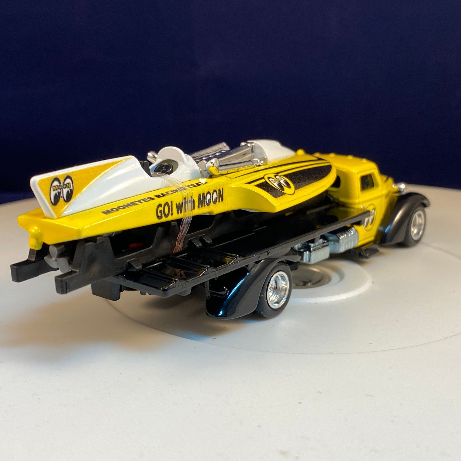 Hot Wheels Premium - Classic Hydroplane - Speedwaze - Mooneyes