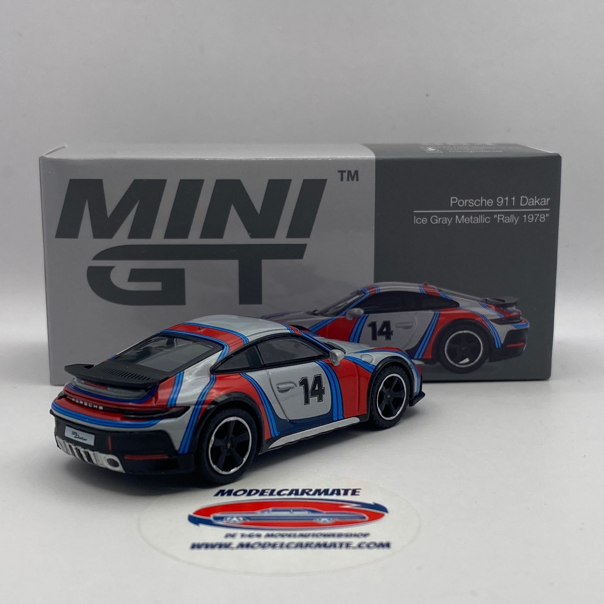 Mini GT Porsche 911 Dakar #964