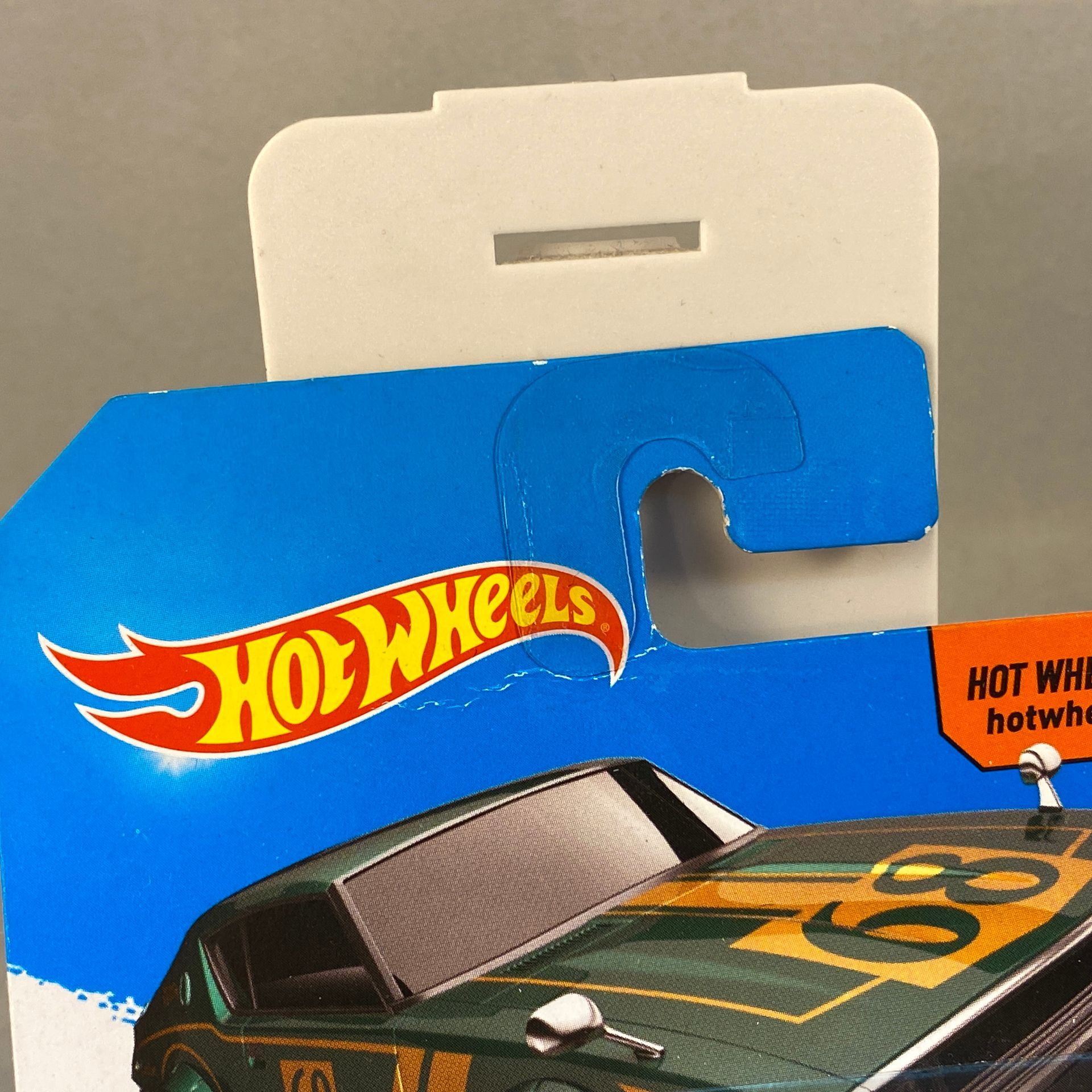 Hot Wheels NIssan Skyline 2000GT-R (A14)
