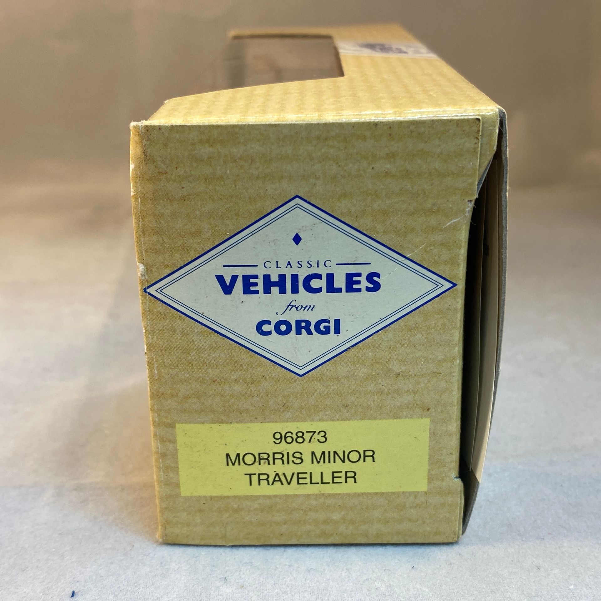 Corgi Classics - Morris Minor Traveller - Police 1:43