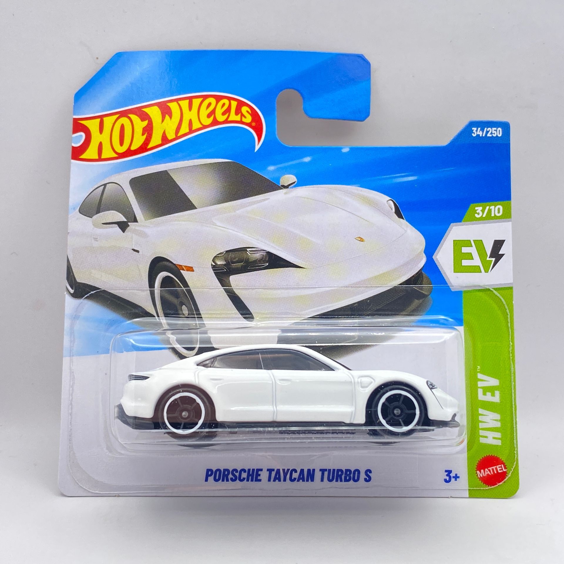 Hot Wheels Porsche Taycan Turbo S (C26)