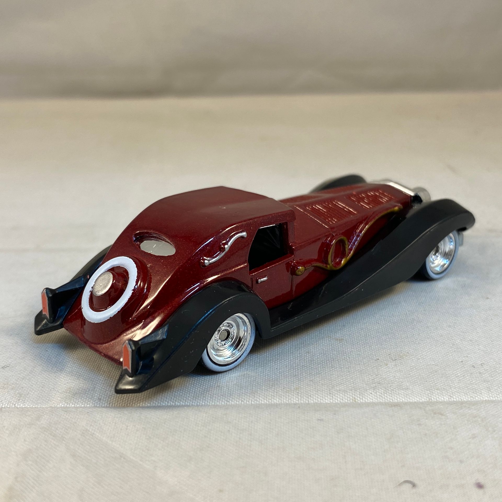 Hot Wheels Premium Disney - Cruella De Vil