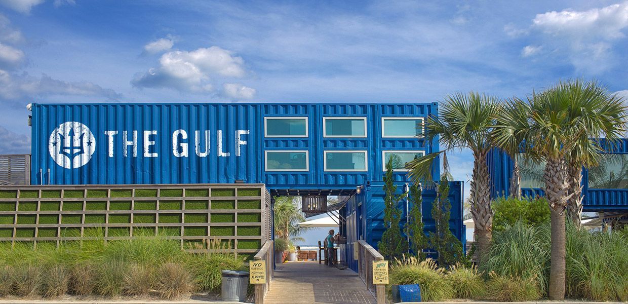 beachfront restaurants