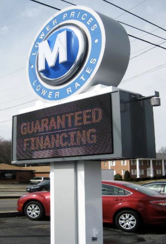Bold Outdoor Advertising in The Gulch, TN - Lee Neon Signs