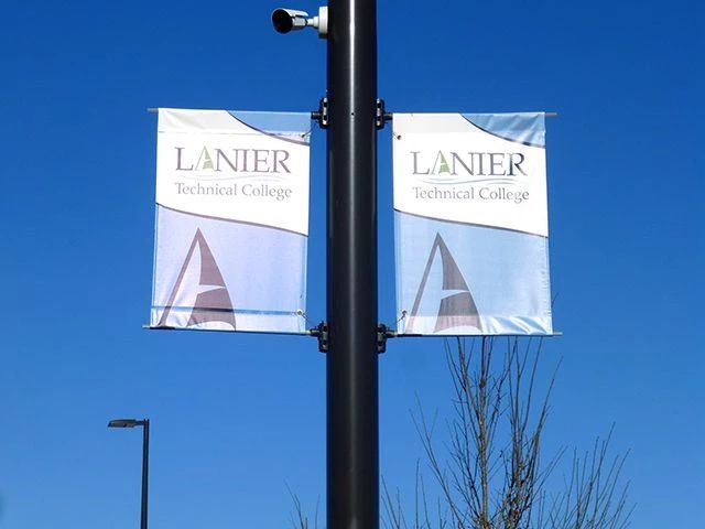 Gets started with your custom Poel Signs and Pole Banners - Lee Neon Signs Inc - Custom Pole Signs Company