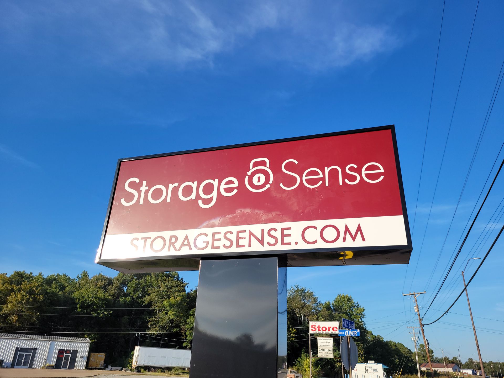 Elevate your business's presence with top-of-the-line Cabinet Signs from Lee Neon Signs in The Gulch, TN.