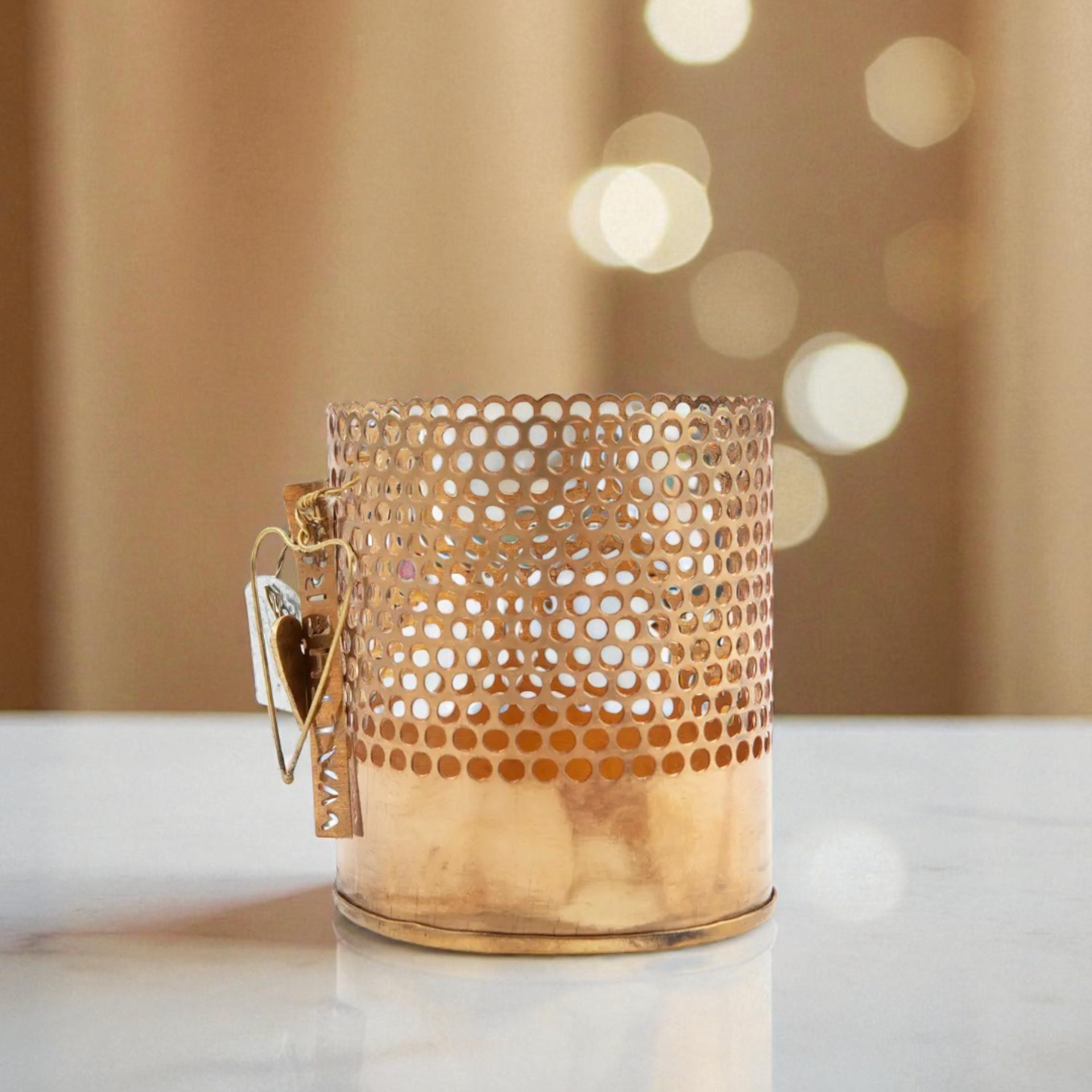 Lanterne enchantée en laiton ajourée (en stock dès le 8 décembre)