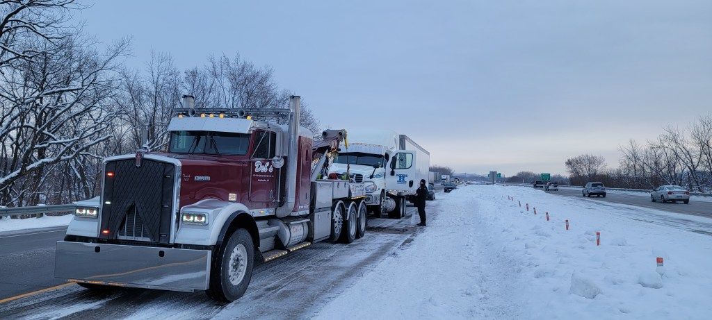 Tow Service | Del’s Service Center