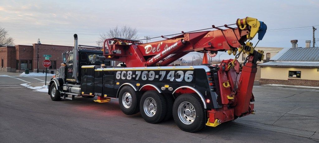 Tow Service | Del’s Service Center