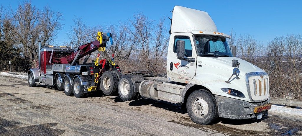 Tow Service | Del’s Service Center