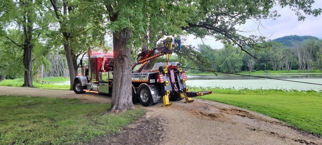 Tow Service | Del’s Service Center