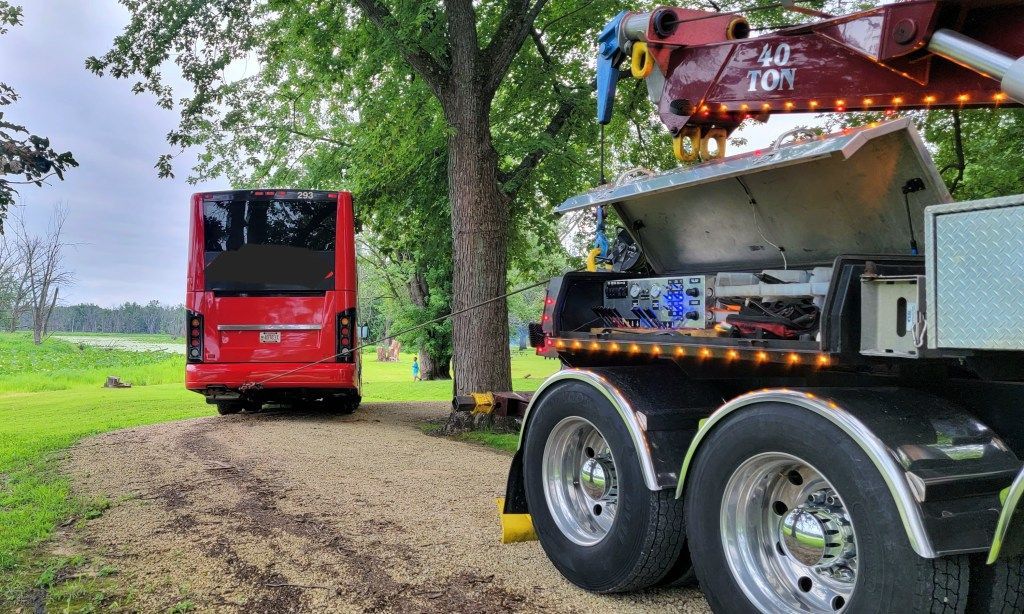 Tow Service | Del’s Service Center