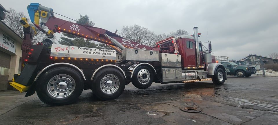 Tow Service | Del’s Service Center