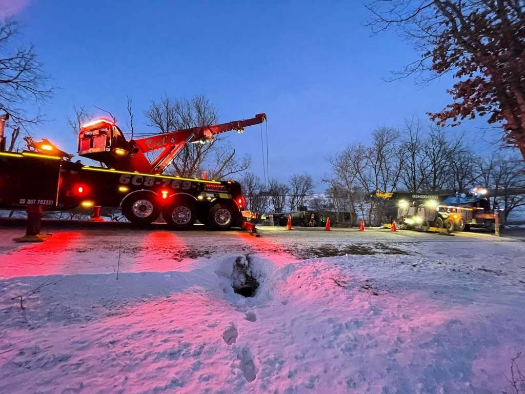 Tow Service | Del’s Service Center