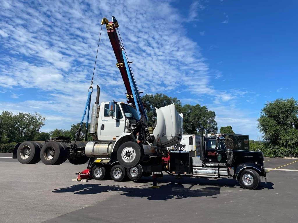 Tow Service | Del’s Service Center