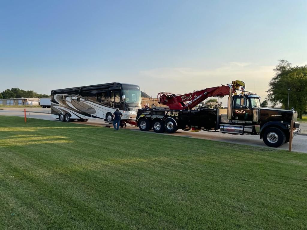 Tow Service | Del’s Service Center
