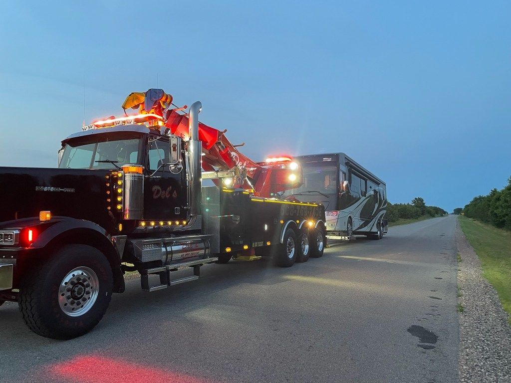 Tow Service | Del’s Service Center
