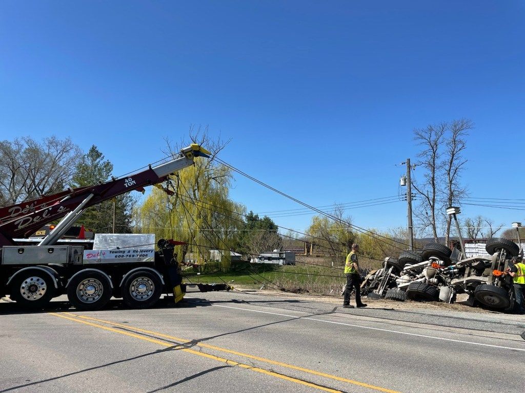 Tow Service | Del’s Service Center