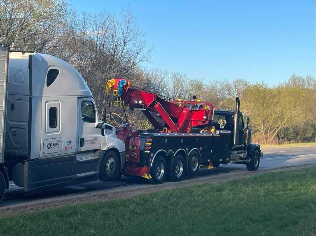 Tow Service | Del’s Service Center