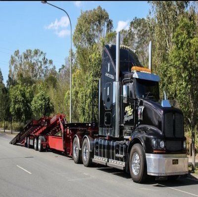 Modern Rig Semi Truck — Freight in Bakers Creek, QLD