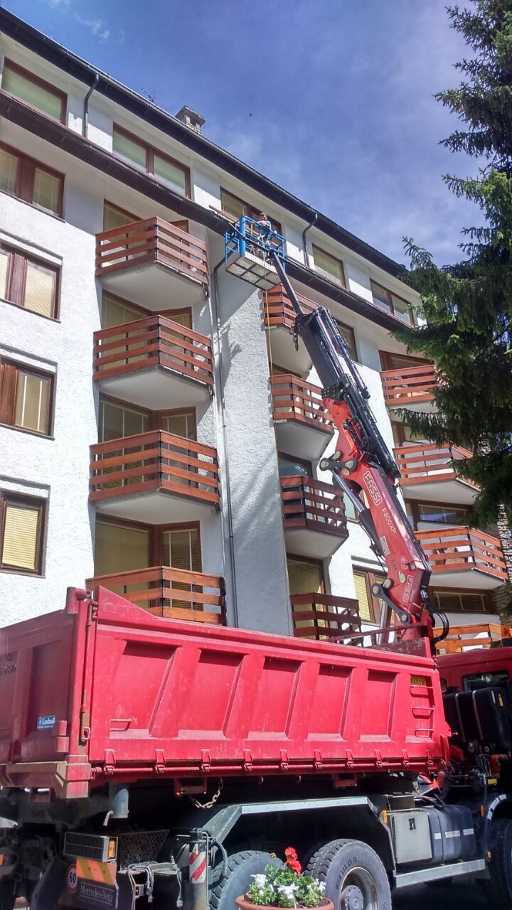 lavoro edile su tetto