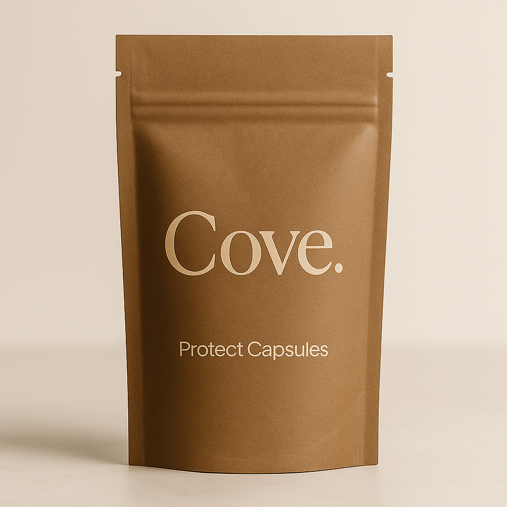 Beutel für Cove Protect Refill Kapseln mit beigem Hintergrund.