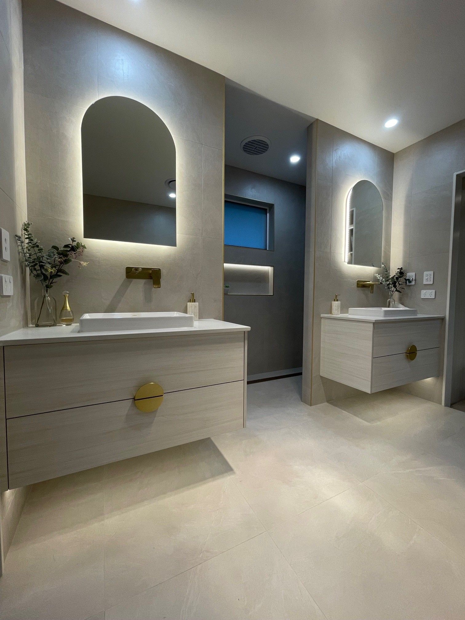 bathroom plumber 