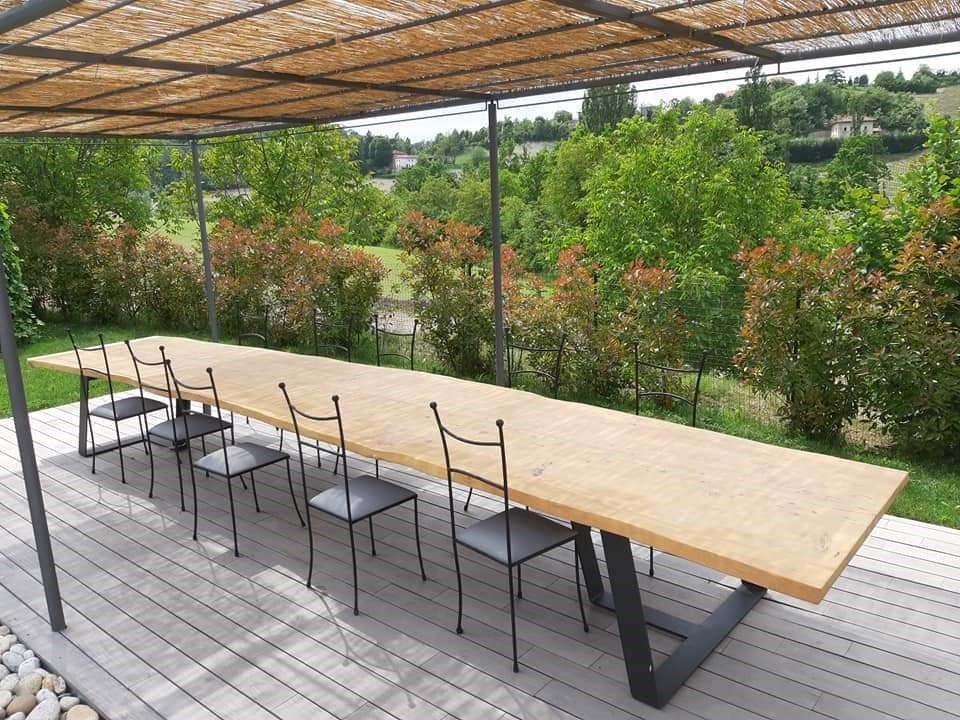 tavolo da esterno in legno