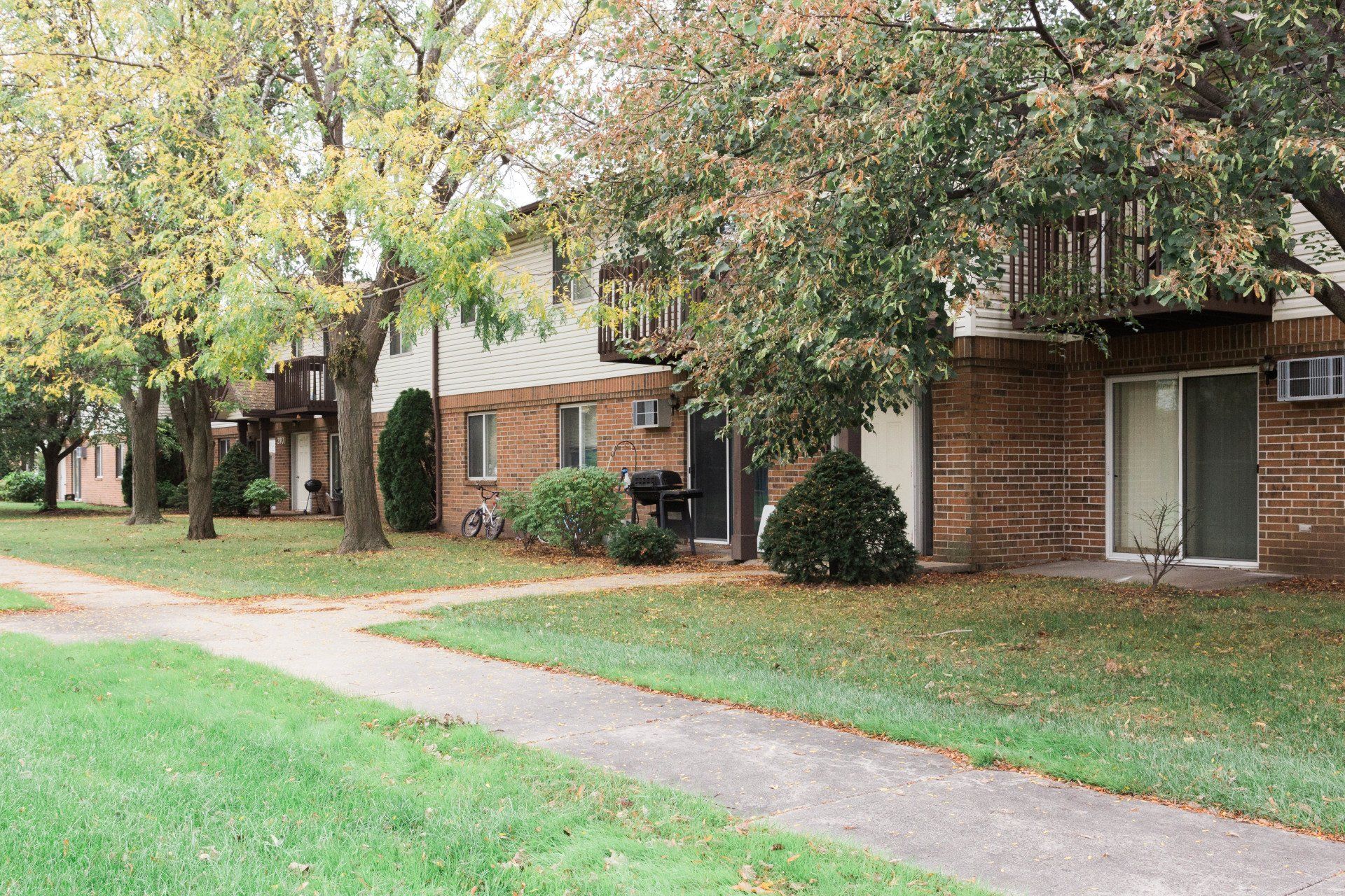 Sawall Properties and Management LLC Woodlane Apartments