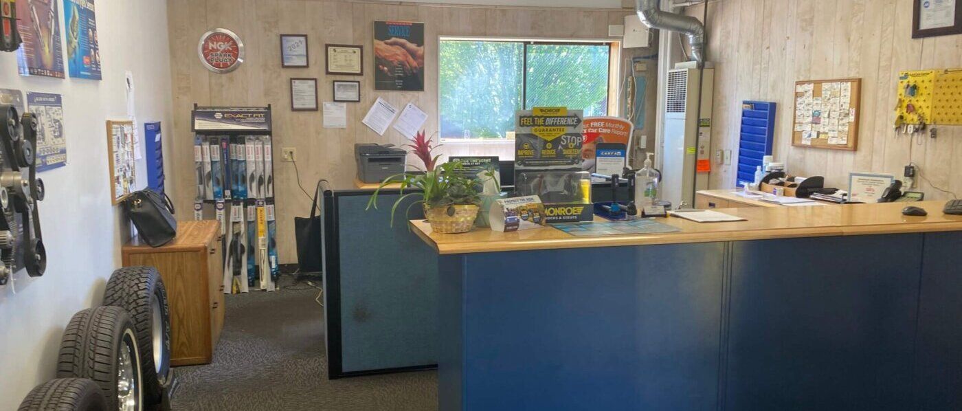 The front desk of our vehicle repair shop | Downtown Automotive