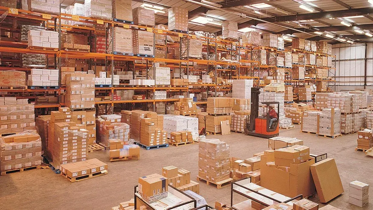 Benefits of Using Warehouses for Storage