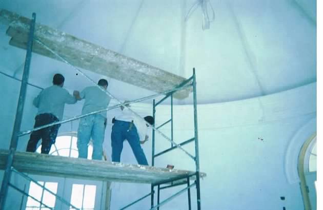 Men on Scaffold Working